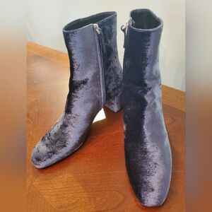 M.Gemi NWOT blue ankle boots